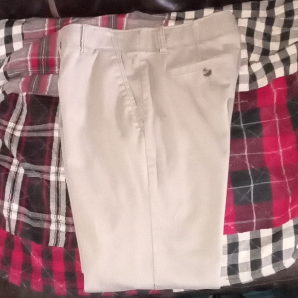 HAGGAR "Life Khaki" Comfort Chino Slim Fit Men's Pants (Size 29/inseam 30) - Picture 2 of 11